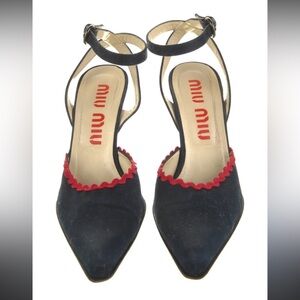 Miu Miu Navy & Red Pointy-Toe Kitten Heels – EU 37 / US 6.5